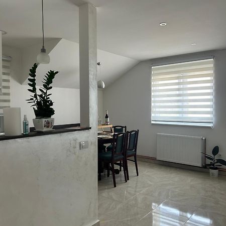 Apartman Diamond Lux Surčin Exterior foto