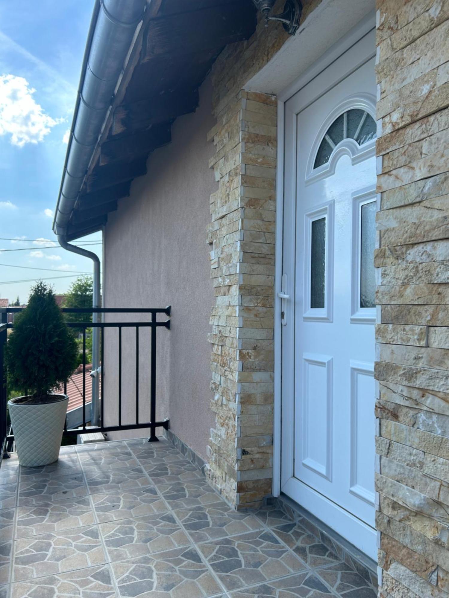Apartman Diamond Lux Surčin Exterior foto